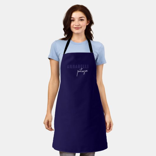 Minimaal Modern Navy & Wit Elegant Script Schort (Gedragen)