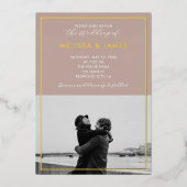 Minimaal modern script foto beige Wedding Folie Uitnodiging (Voorkant)