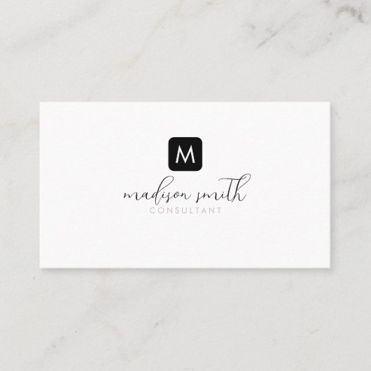 Minimaal Monogram Zwart Elegant Script Vrouwelijk Visitekaartje (Voorkant)