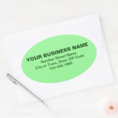 Minimaal naamloos zakelijk merk op lichtgroen ovale sticker (Envelop)