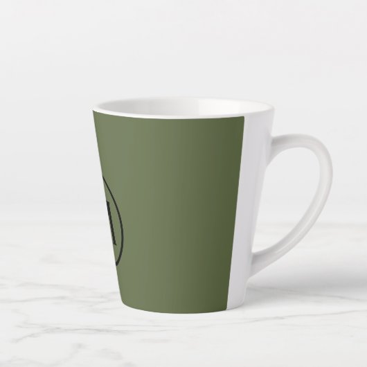 Minimaal olive Green Classic Monogram Latte Mok (Rechts)