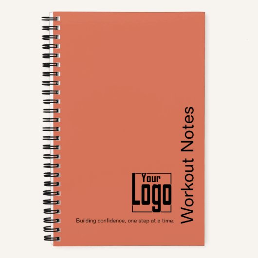 Minimaal Oranje Zwart Logo Motto Fitness Workout Notitieboek (Voorkant)