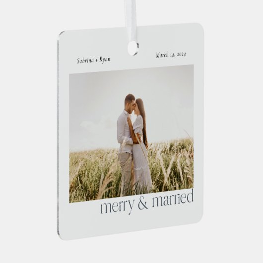 Minimaal Ornament met keramische keramiek en gehuw (Voorkant Rechts)