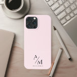 Minimaal pastelroze Initiaal & gepersonaliseerd Case-Mate iPhone Case<br><div class="desc">Bescherm uw telefoon in stijl met dit Minimal Pastel Pink Initiaal & gepersonaliseerde iPhone 13 Pro Max Hoesje. Met een slank en minimalistisch ontwerp is dit hoesje ideaal voor degenen die elegantie en functionaliteit waarderen. De zacht pastelroze achtergrond voegt een vleugje verfijning toe, terwijl het gepersonaliseerde initiaal of de naam...</div>