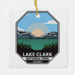 Minimaal Retro Emblem Lake Clark Keramisch Ornament<br><div class="desc">Vectorkunstontwerp van Lake Clark. Het park is een land van verbluffende schoonheid. Vulkaanstoom,  zalmrun,  beren foerageren en ondiepe bergen weerspiegelen zich in de turkooismeren.</div>