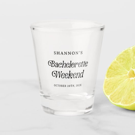 Minimaal Retro Zwart-Wit Afscheidscadeau Weekend Shot Glas (Voorkant)