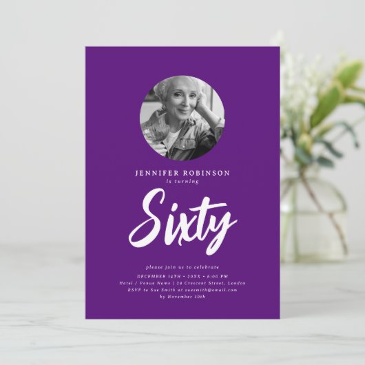 Minimaal Script Foto 60e Verjaardagsfeestje Paarse Kaart (Staand voorkant)