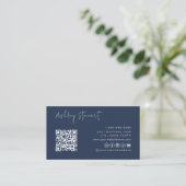 Minimaal Script Social Media QR Code Marine Blauw Visitekaartje (Staand voorkant)