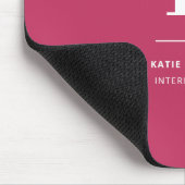 Minimaal warm roze modern Typografisch monogram Muismat (Hoek)