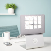 Minimaal wit 2024 volledig jaar maandkalender sticker (Laptop op bureau)