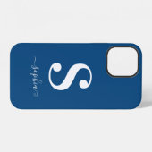 Minimaal Wit Monogram Grijs Script Naam op Blauw iPhone Hoesje (Achterkant horizontaal)