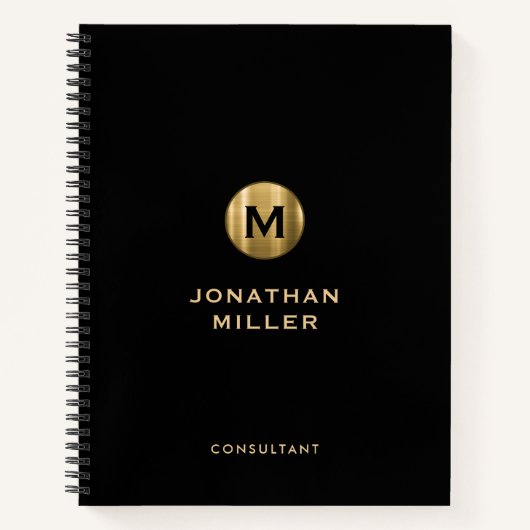 Minimaal zwart goudgeborsteld metalen monogram notitieboek (Voorkant)