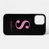 Minimaal zwart met roze monogram script naam iPhone hoesje (Achterkant horizontaal)
