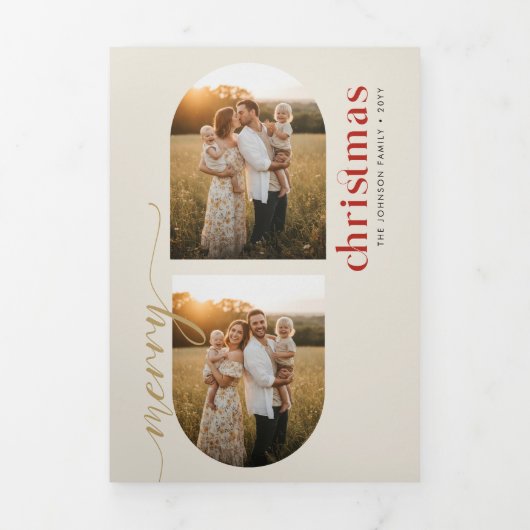 Minimal Arch Photo Gold and Red Family Christmas Drieluik Wenskaart (Cover)