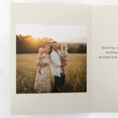 Minimal Arch Photo Gold and Red Family Christmas Drieluik Wenskaart (Binnenzijde eerst)