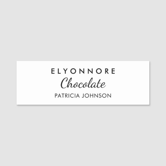 Minimal Black White Custom Staff Naamplaatje (Voorkant)