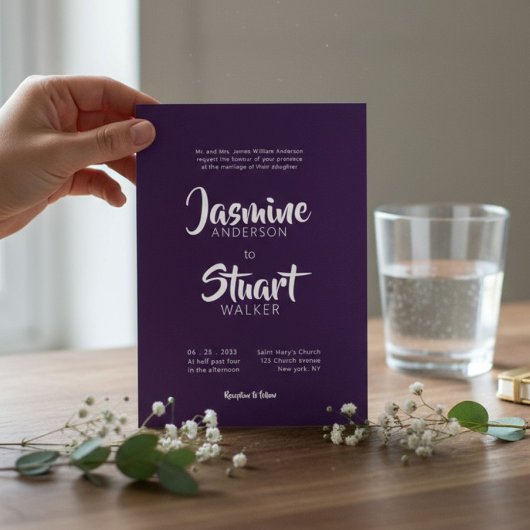 Minimal bold plum Wedding Website QR Code Kaart
