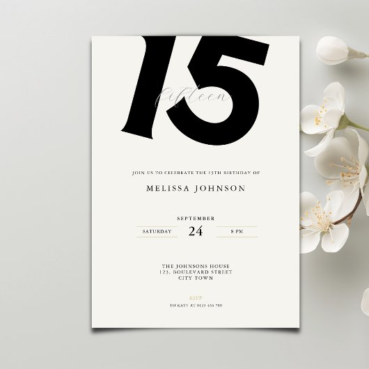 Minimal Bold Typography 15th Birthday Kaart