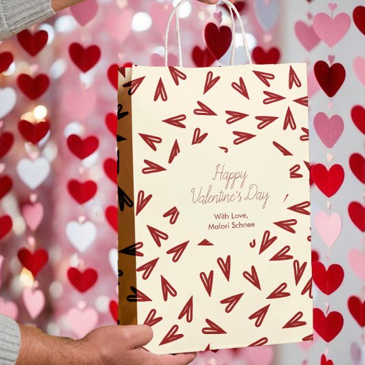 Minimal Burgundy & Cream Hearts Valentine Medium Cadeauzakje