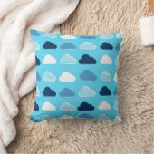 Minimal Clouds Pattern – Blue Sky Vibes Kussen (Deken)