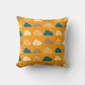 Minimal Clouds Pattern – Orange Sky Vibes Kussen (Voorkant)