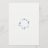 Minimal Dusty Blue Floral Wreath Wedding Kaart (Achterkant)