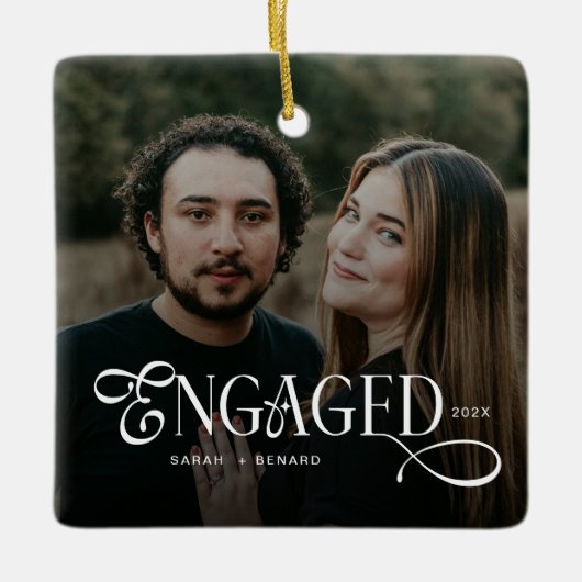 Minimal Engaged Couples Photo Stylish Christmas Keramisch Ornament (Voorkant)