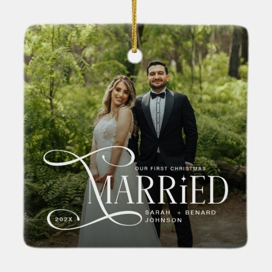 Minimal First Christmas Married Couples 2 Photos Keramisch Ornament (Achterkant)