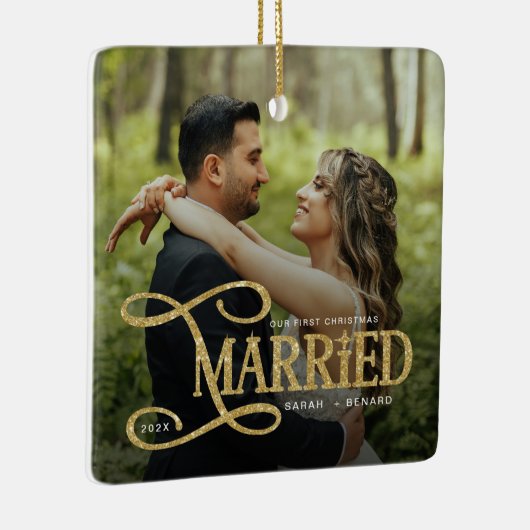 Minimal First Christmas Married Couples 2 Photos Keramisch Ornament (Rechts)