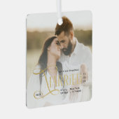 Minimal First Christmas Married Couples Photo Metalen Ornament (Voorkant Rechts)