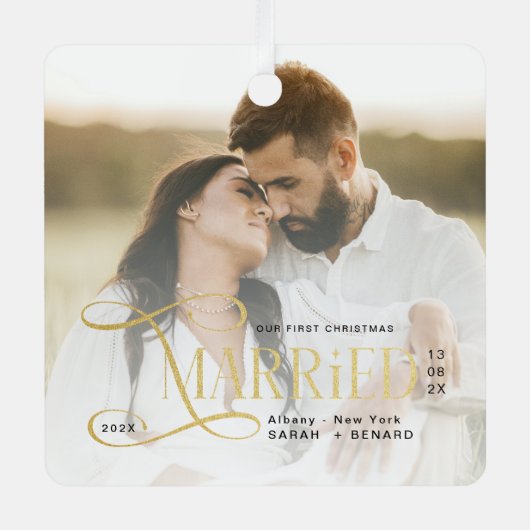 Minimal First Christmas Married Couples Photo Metalen Ornament (Voorkant)