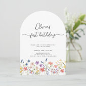 Minimal Floral First Birthday Arch Invitation Kaart (Staand voorkant)
