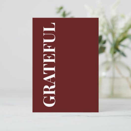 Minimal GRATEFUL | Deep Red Holiday Greeting Kaart (Staand voorkant)