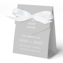 Minimal Grey de avond voor repetitie diner