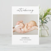 Minimal Introducing Photo Baby Announcement Card Kaart (Staand voorkant)