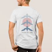 Minimal Japanese Fish Hawk Ukiyo-e Style Offwhite Tri-Blend Shirt (Achterkant)