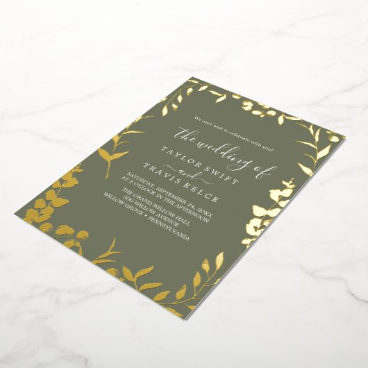 Minimal Leaf Plum Paarse en Gold Foil Wedding Folie Uitnodiging (Gedraaid)