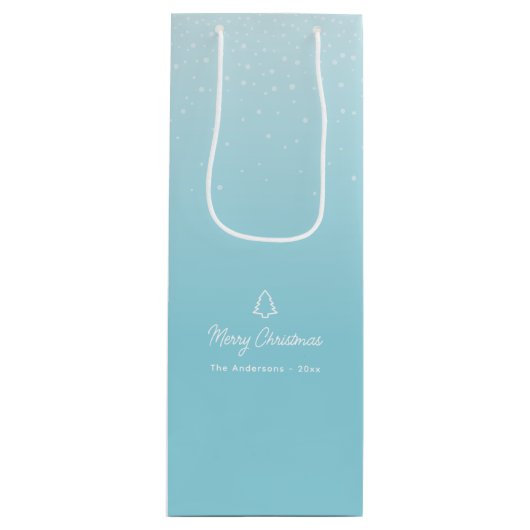 Minimal Light Pastel Blue Snowy Christmas Party Wijn Cadeautas (Voorkant)
