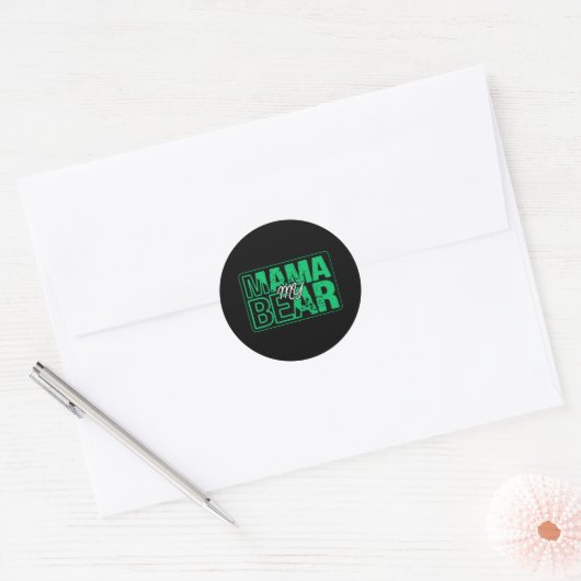 Minimal Mama Bear Typography Art Ronde Sticker (Envelop)