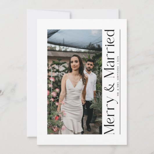 Minimal Merry & Married Christmas Foto Passen getr Feestdagenkaart (Voorkant)