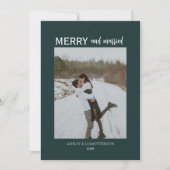 Minimal Merry & Married Passen getrouwd Foto Groen Feestdagenkaart (Voorkant)