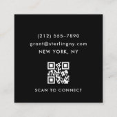 Minimal Metallic Black Gold QR Code Professional Vierkante Visitekaartje (Achterkant)