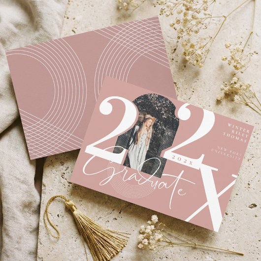 Minimal Modern Arch Photo Graduation Announcement Kaart