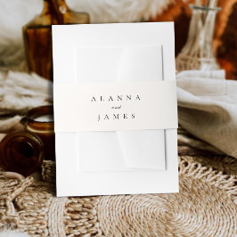 Minimal Modern Black Serif Wedding Invitation Uitnodigingen Wikkel