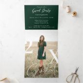 Minimal Modern Bold Graduation Year Arch Photo Drieluik Uitnodiging (Binnen)