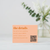 Minimal Peach Sinaasappel Retro Custom Wedding QR- Informatiekaartje (Staand voorkant)