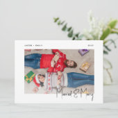 Minimal Photo Married and Merry Black Script Feestdagenkaart (Staand voorkant)