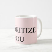 Minimal Prioritize You Quote pastel pink Koffiemok (Voorkant rechts)