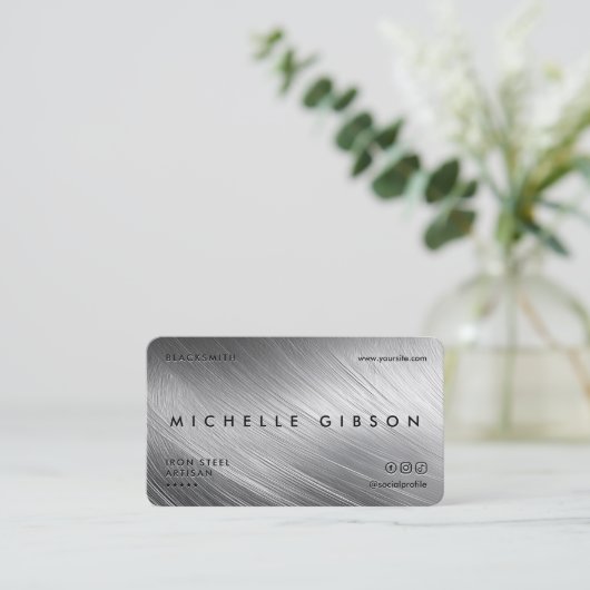 Minimal Professional Faux Zilver Metallic Modern Visitekaartje (Staand voorkant)