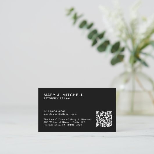 Minimal Professional QR Code Black Visitekaartje (Staand voorkant)